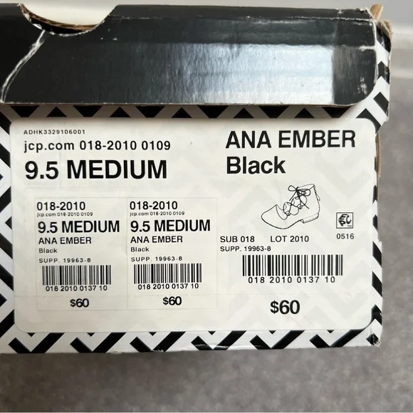 A. N. A. Black suede lace up bow tie pointed Ember Black size 9.5 M comes in box - Picture 8 of 10